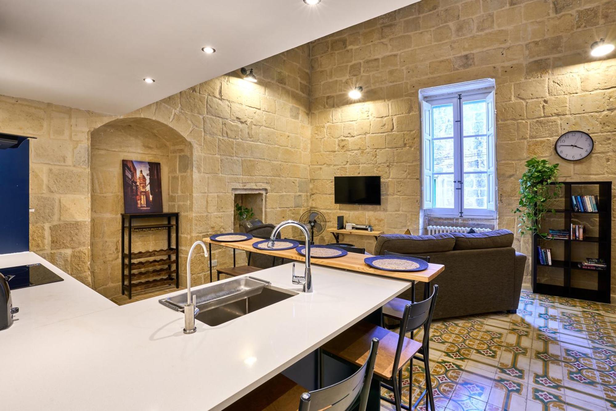 12 -16 , Pacifiku Scicluna Birgu Exterior photo